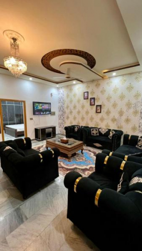 ENTIRE Luxurious villa for families